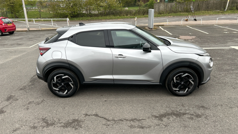 Nissan Juke 1.0 DiG-T 114 N-Connecta 5dr Petrol Hatchback